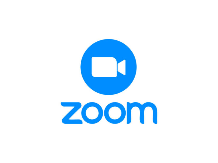Picture of a video camera with the word Zoom underneath