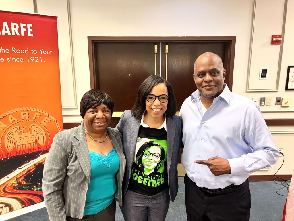 Chapter President Angela Hyman, Democratic Senatorial Candidate Angela Alsobrooks, Vice President Gerald Williams