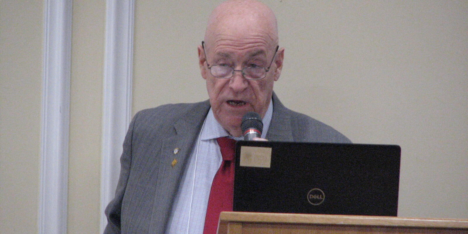 NARFE President Bill Shackleford speaking at the NARFE Kentucky Conference March 2025