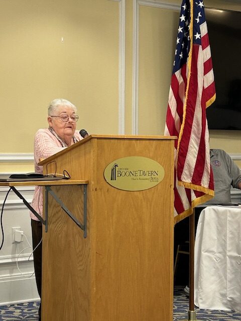 Area 10 Alzheimers Representative Donna Shackelford speaking at the NARFE Kentucky Conference March 2025