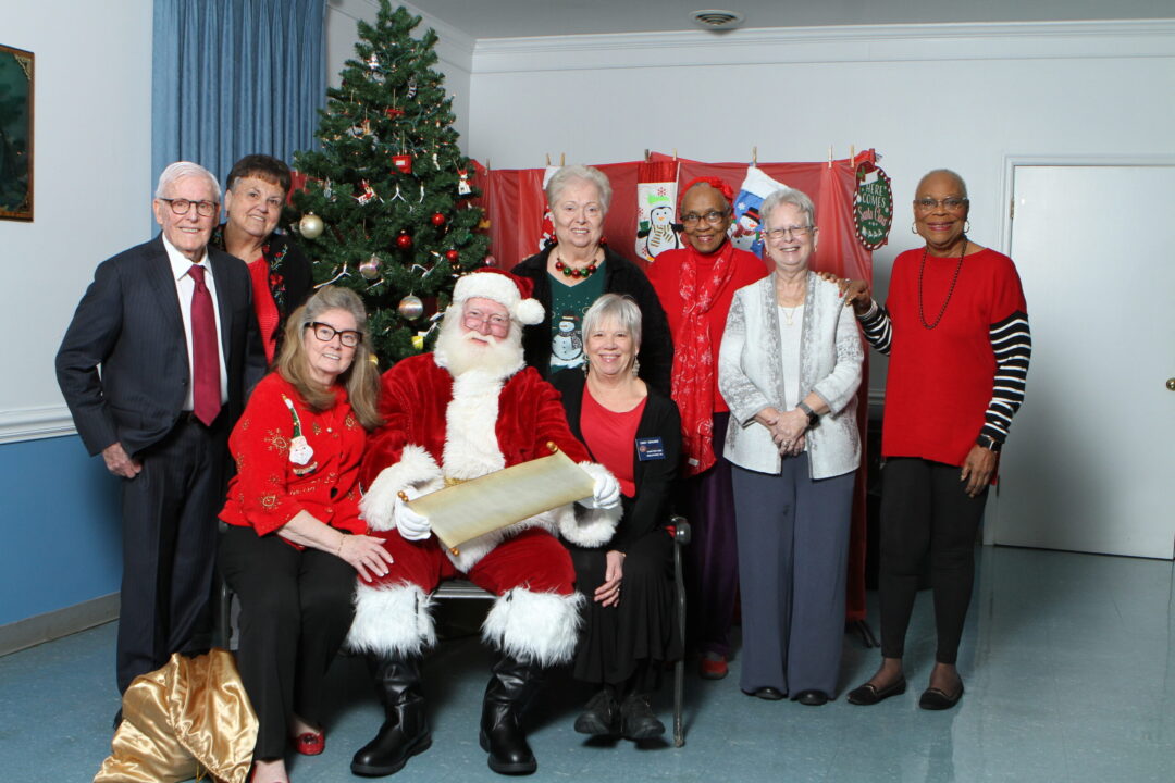 2023 Santa and member(s)