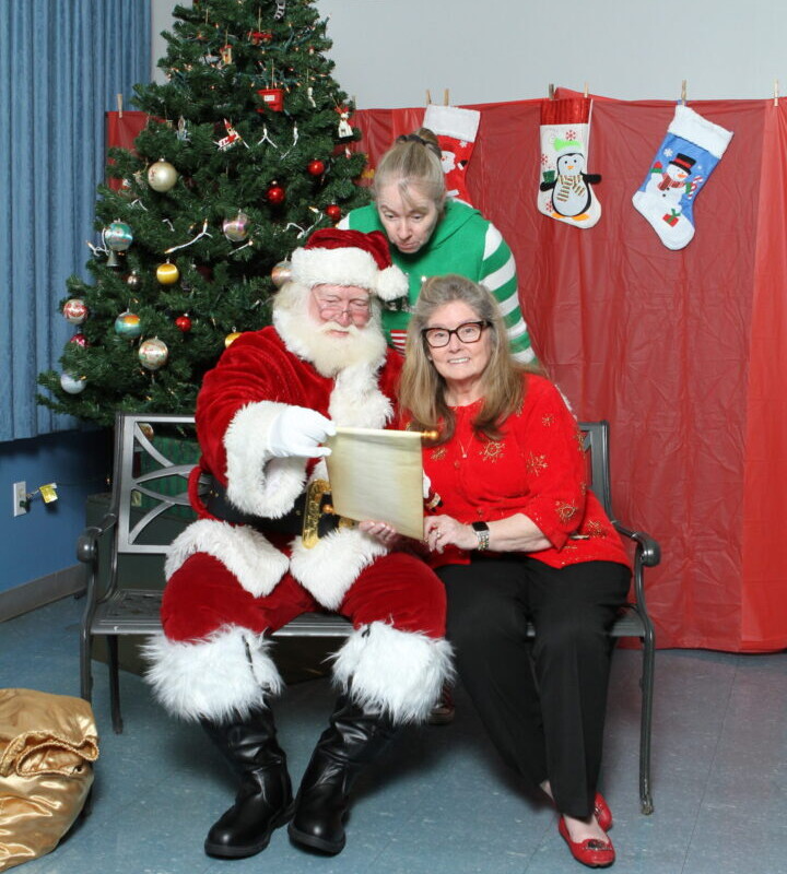 2023 Santa and member(s)