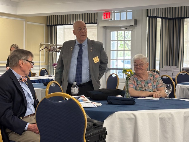 Picture of Region 10 President, National President and his wife