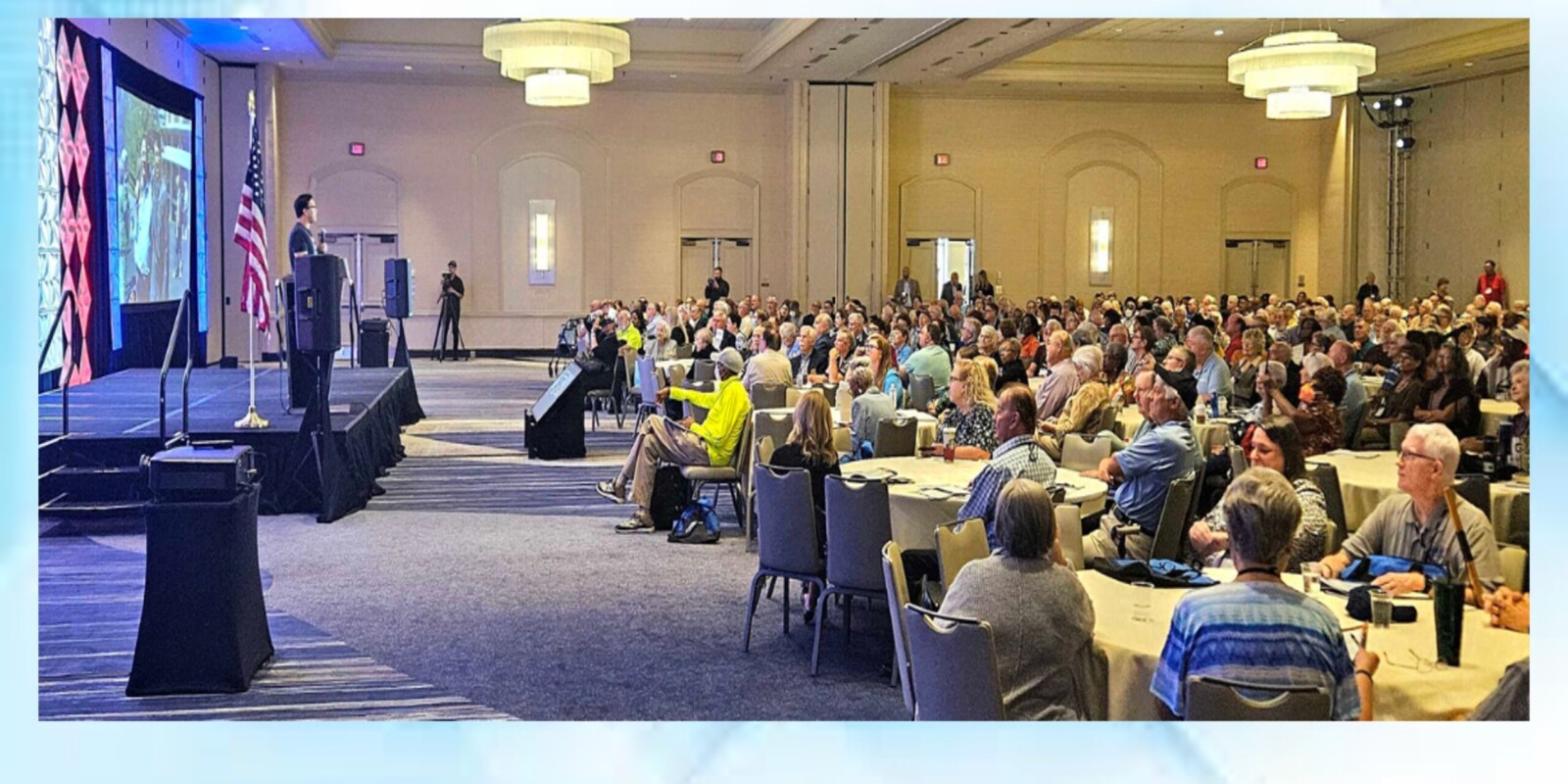 Picture of NARFE Attendees for FEDcon24 listening to speaker